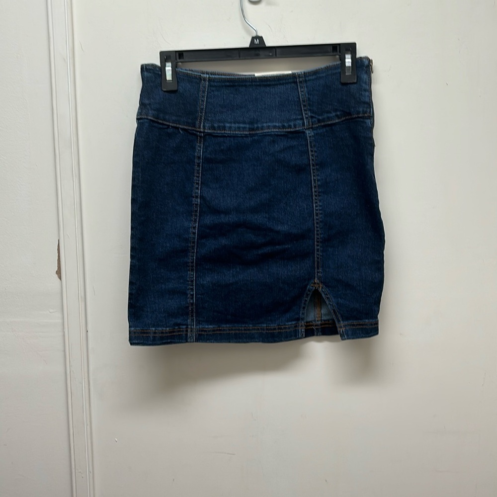 SO Jean Skirt - Size 5/27W